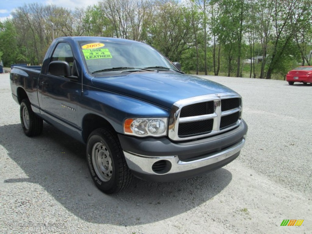 2005 Ram 1500 ST Regular Cab 4x4 - Atlantic Blue Pearl / Taupe photo #4