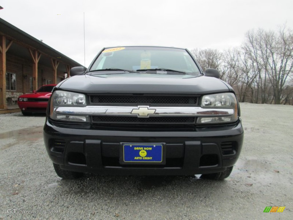 2002 TrailBlazer LTZ - Onyx Black / Medium Oak photo #3