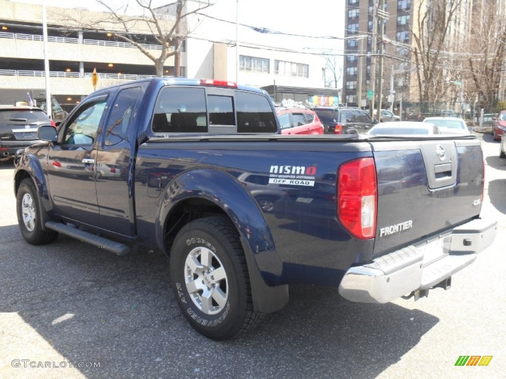 2008 Frontier LE King Cab 4x4 - Majestic Blue / Graphite photo #6