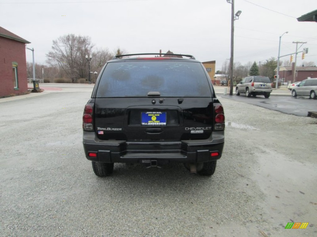 2002 TrailBlazer LTZ - Onyx Black / Medium Oak photo #8