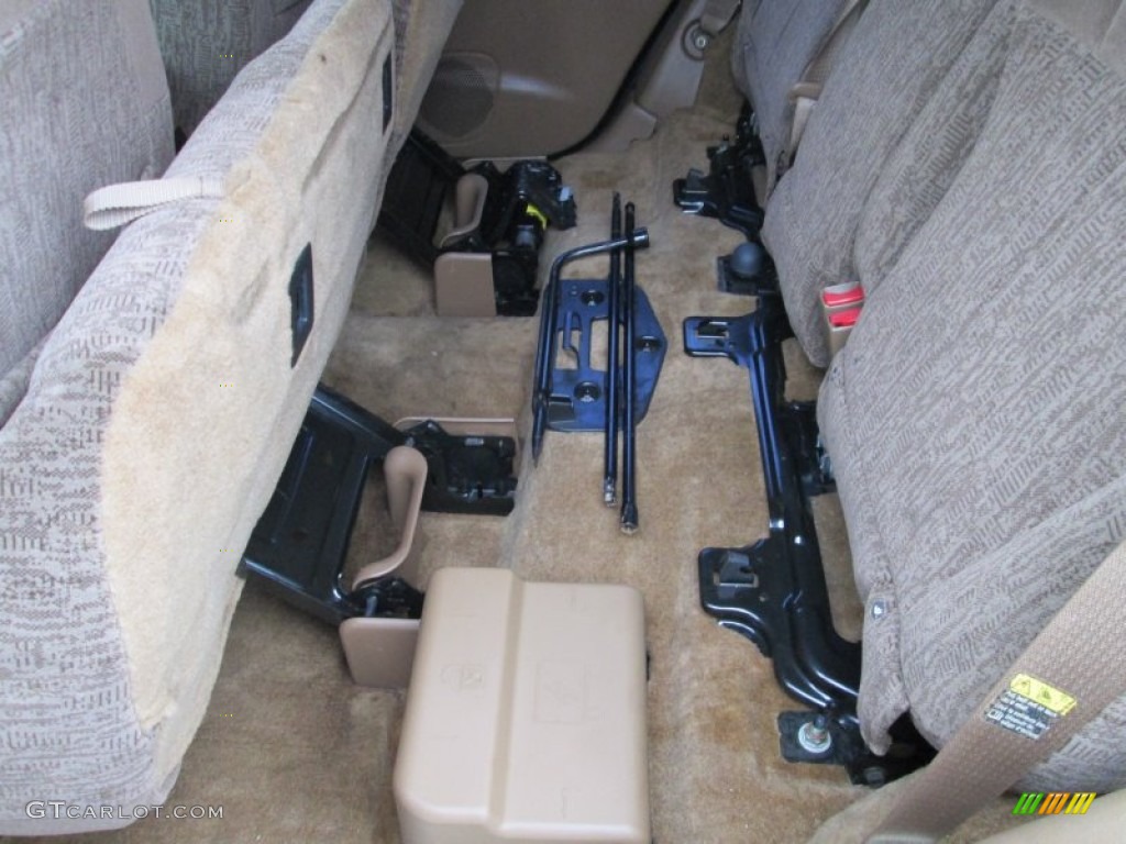 2002 TrailBlazer LTZ - Onyx Black / Medium Oak photo #20