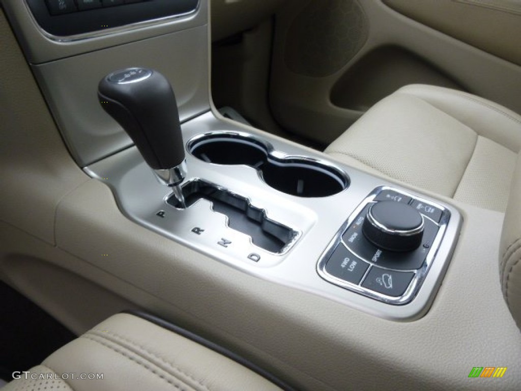 2011 Grand Cherokee Overland 4x4 - White Gold Metallic / Dark Frost Beige/Light Frost Beige photo #17