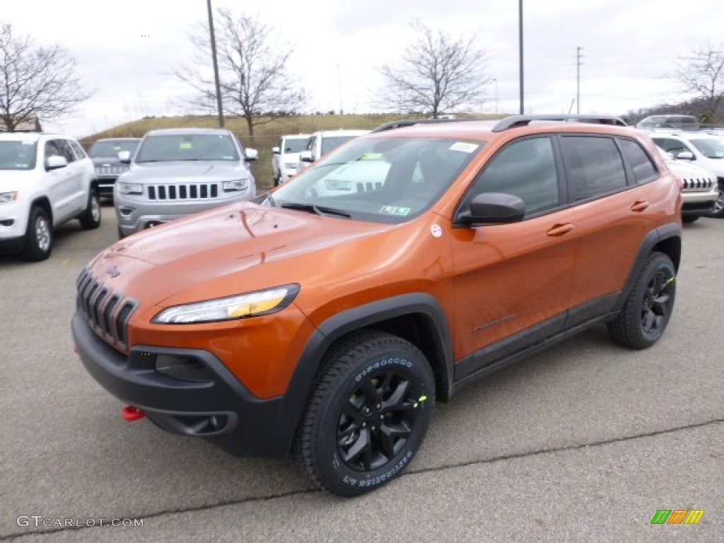 Mango Tango Pearl Coat 2014 Jeep Cherokee Trailhawk 4x4 Exterior Photo #92247152