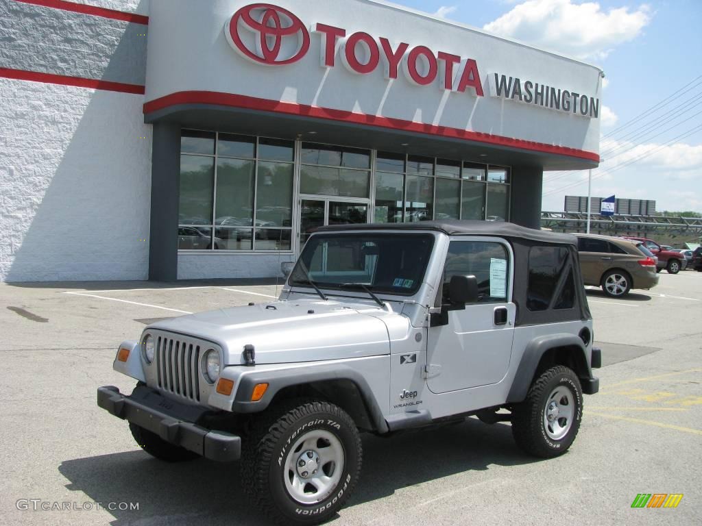2004 Wrangler X 4x4 - Bright Silver Metallic / Dark Slate Gray photo #1