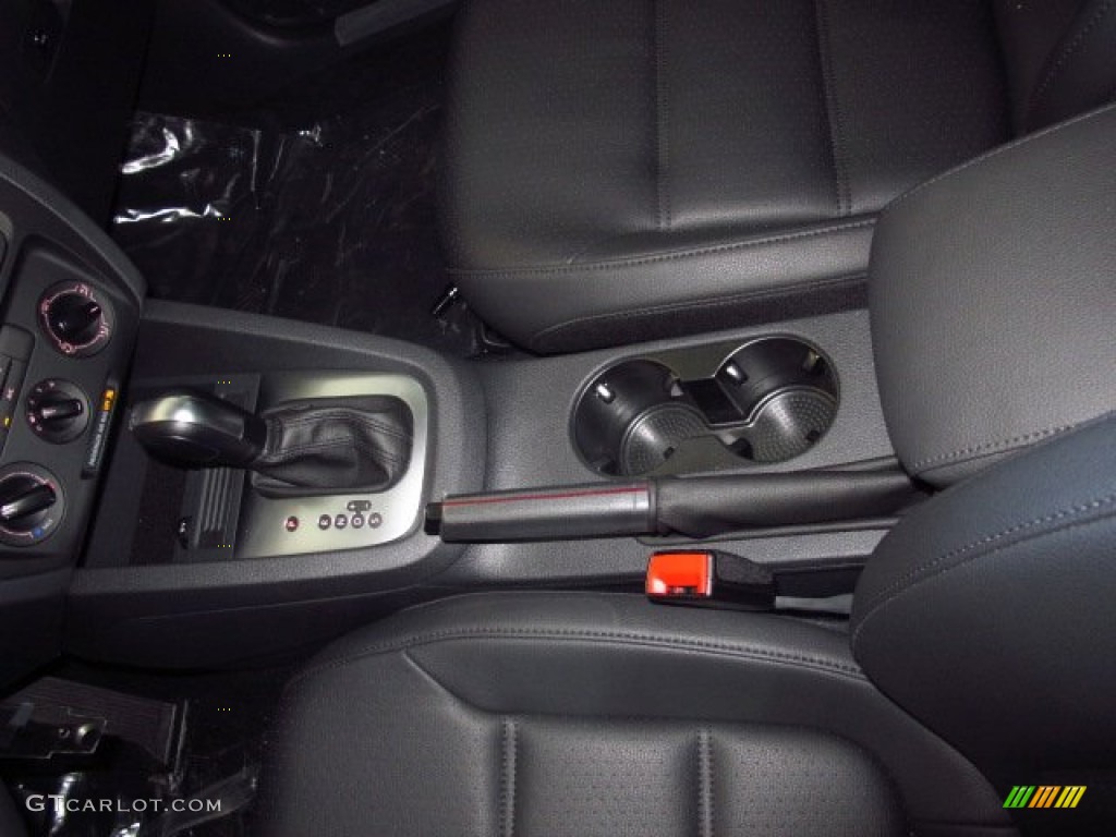 2014 Jetta SE Sedan - Platinum Gray Metallic / Titan Black photo #16