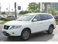 Moonlight White - Pathfinder SL Photo No. 2