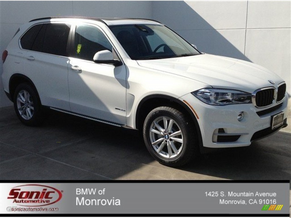 Alpine White BMW X5