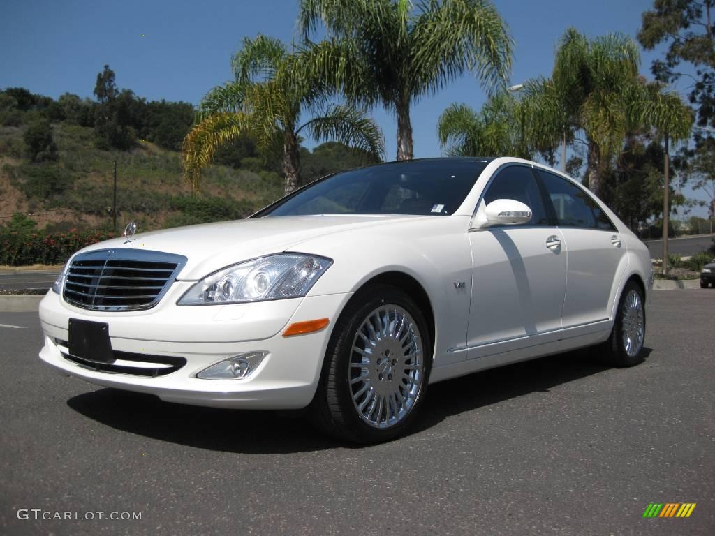 designo Mystic White Mercedes-Benz S