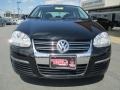 Black - Jetta SE Sedan Photo No. 2