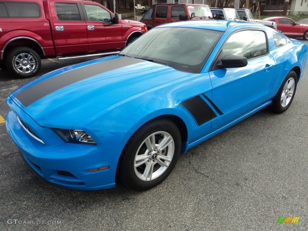 Grabber Blue 2013 Ford Mustang V6 Coupe Exterior Photo #92259709