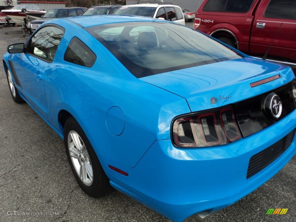 2013 Mustang V6 Coupe - Grabber Blue / Charcoal Black photo #4