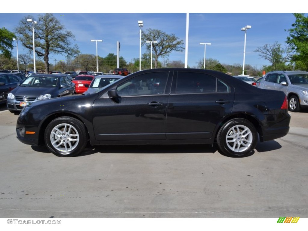 2011 Fusion S - Tuxedo Black Metallic / Medium Light Stone photo #2