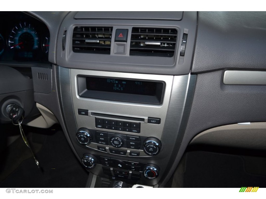 2011 Fusion S - Tuxedo Black Metallic / Medium Light Stone photo #17