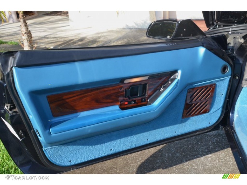 1988 Corvette Convertible - Dark Blue Metallic / Blue photo #15