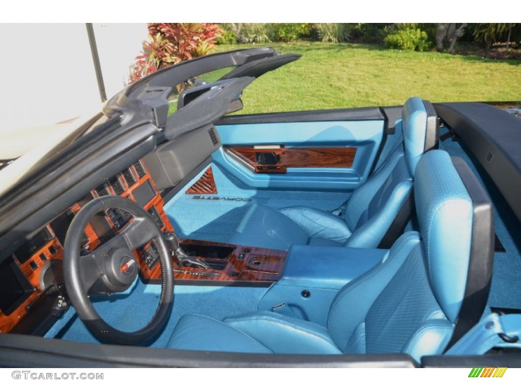 1988 Corvette Convertible - Dark Blue Metallic / Blue photo #16