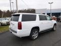 Summit White - Suburban LT 4WD Photo No. 5