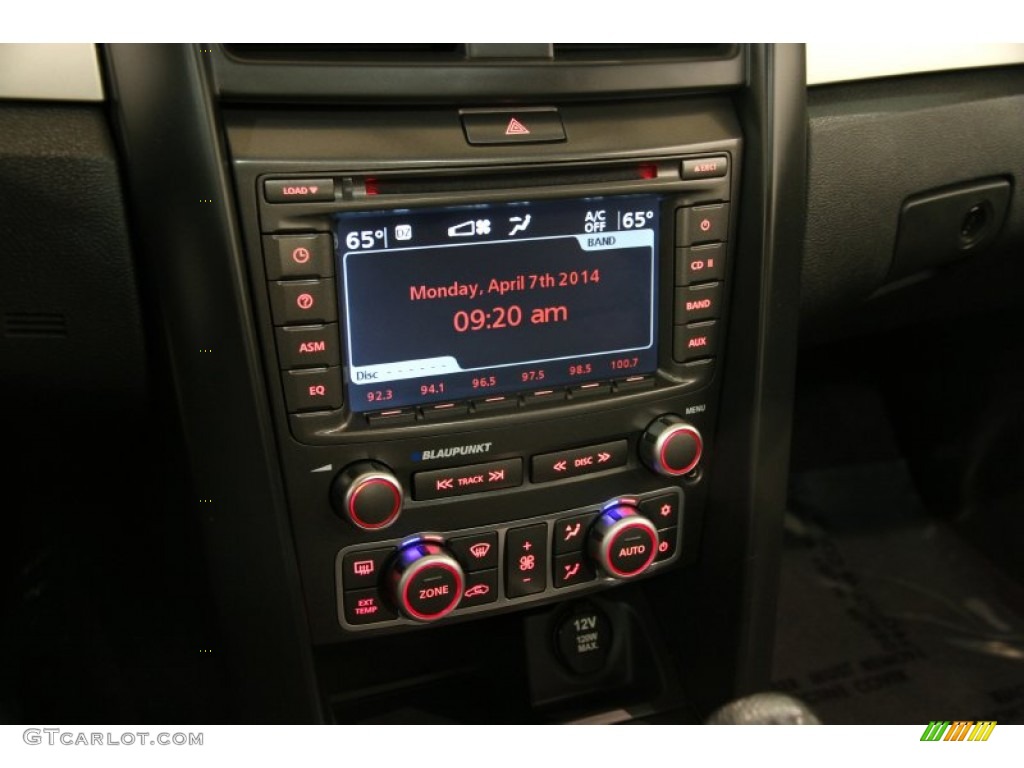 2009 Pontiac G8 Sedan Controls Photo #92267677