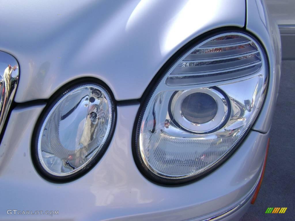2007 E 550 Sedan - Iridium Silver Metallic / Black photo #20
