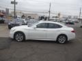 Moonlight White - M 37x AWD Sedan Photo No. 6
