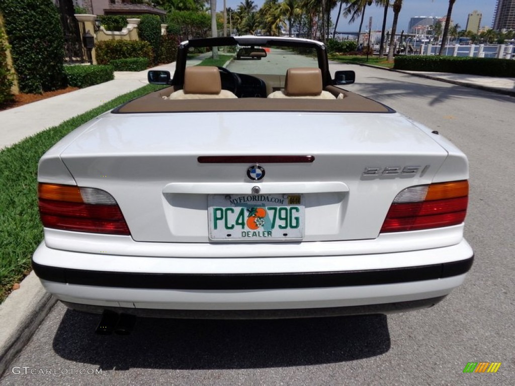 1994 3 Series 325i Convertible - Alpine White / Beige photo #15
