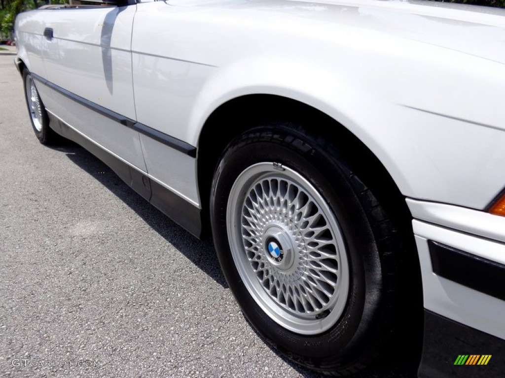1994 BMW 3 Series 325i Convertible Wheel Photo #92271955
