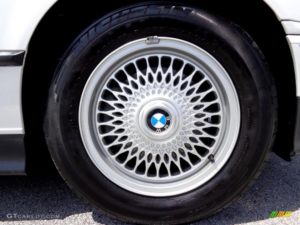 1994 BMW 3 Series 325i Convertible Wheel Photo #92272513