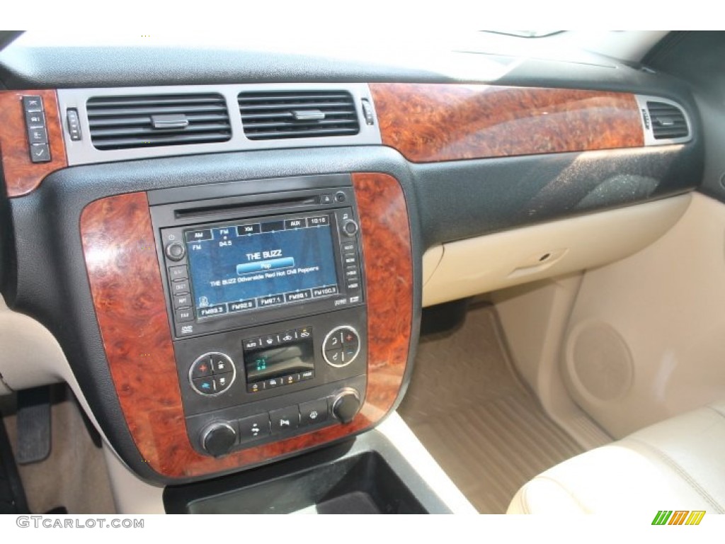 2008 Silverado 3500HD LTZ Crew Cab 4x4 - Desert Brown Metallic / Light Titanium/Ebony photo #16