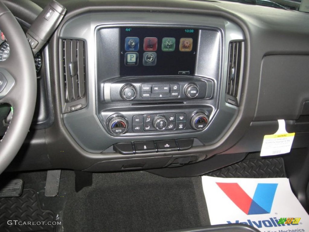 2015 Chevrolet Silverado 2500HD LT Crew Cab 4x4 Controls Photo #92273635
