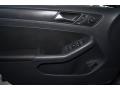 Black - Jetta SE Sedan Photo No. 13