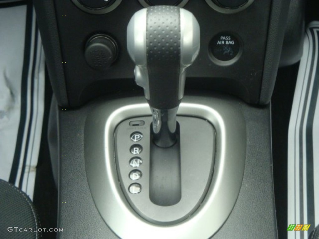 2011 Rogue SV AWD - Black Amethyst / Black photo #22