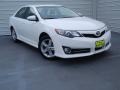Super White - Camry SE Photo No. 2