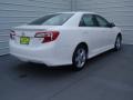 Super White - Camry SE Photo No. 4