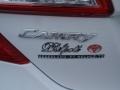 Super White - Camry SE Photo No. 20