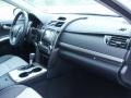 Super White - Camry SE Photo No. 23
