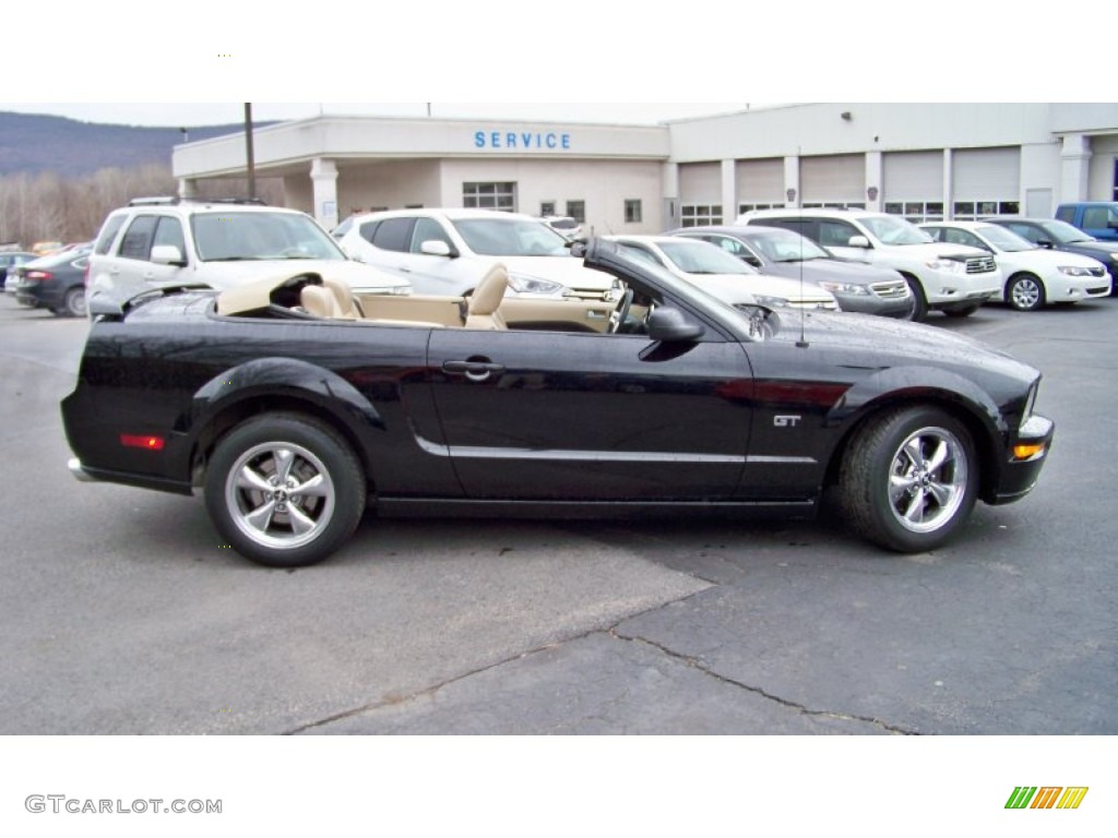 2006 Mustang GT Premium Convertible - Black / Light Parchment photo #4