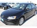 Black - Jetta SE Sedan Photo No. 3