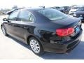 Black - Jetta SE Sedan Photo No. 7