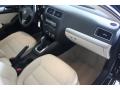 Black - Jetta SE Sedan Photo No. 41