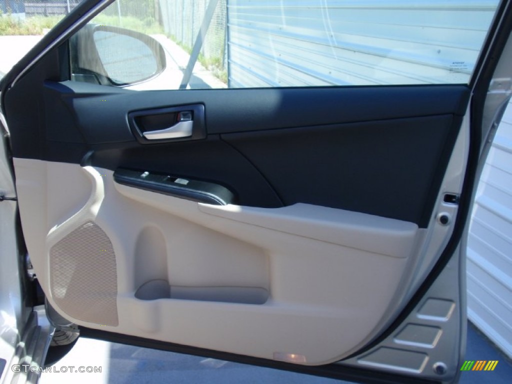 2014 Camry LE - Champagne Mica / Ivory photo #16