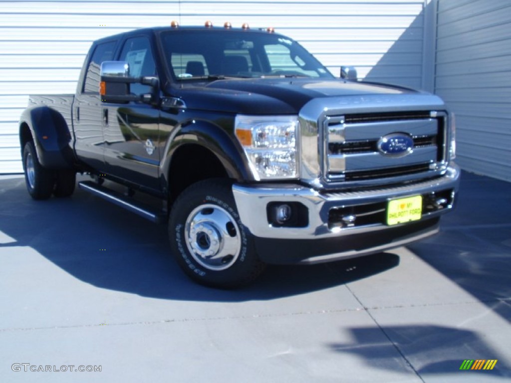 2014 F350 Super Duty Lariat Crew Cab 4x4 Dually - Tuxedo Black Metallic / Black photo #1