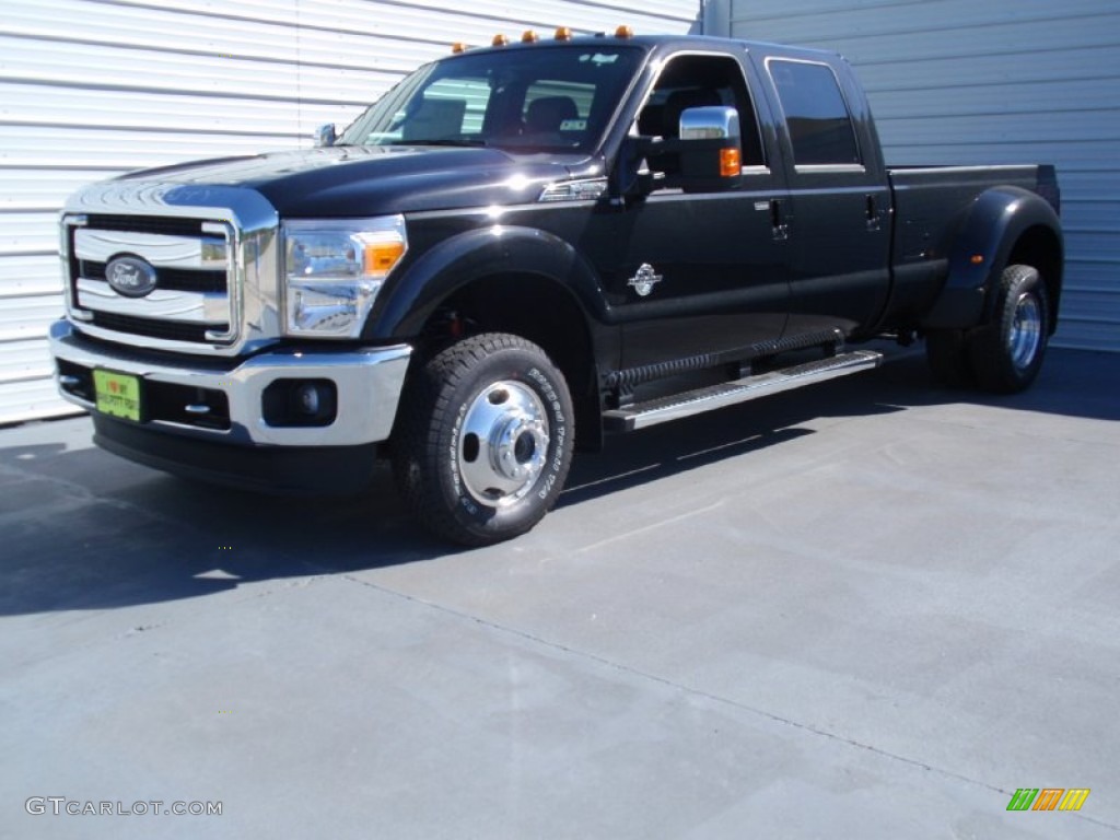 2014 F350 Super Duty Lariat Crew Cab 4x4 Dually - Tuxedo Black Metallic / Black photo #7