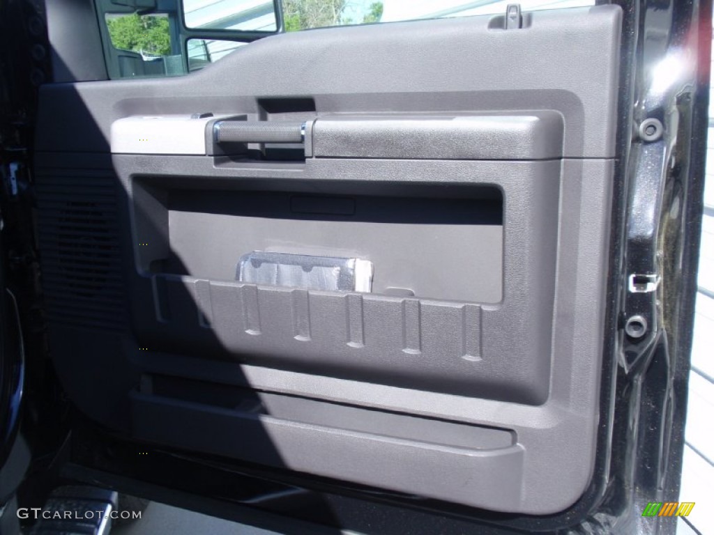 2014 F350 Super Duty Lariat Crew Cab 4x4 Dually - Tuxedo Black Metallic / Black photo #19