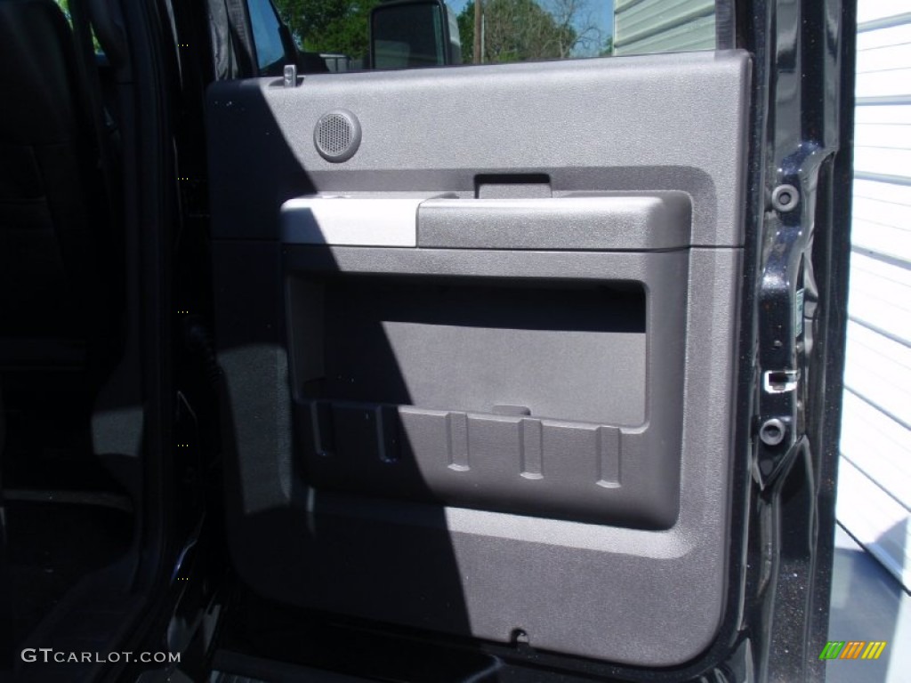 2014 F350 Super Duty Lariat Crew Cab 4x4 Dually - Tuxedo Black Metallic / Black photo #22