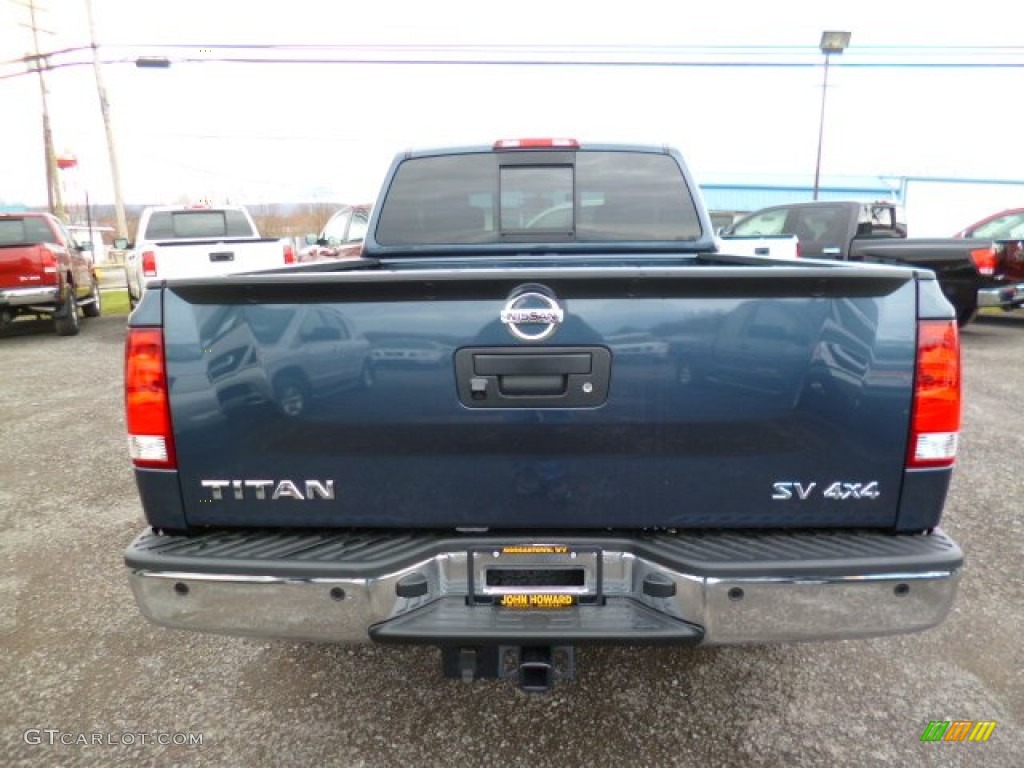 2014 Titan SV King Cab 4x4 - Graphite Blue / Charcoal photo #6