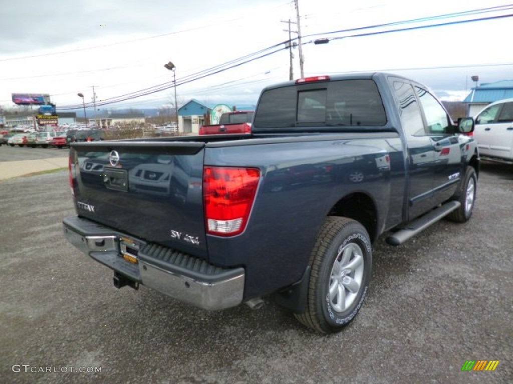 2014 Titan SV King Cab 4x4 - Graphite Blue / Charcoal photo #7