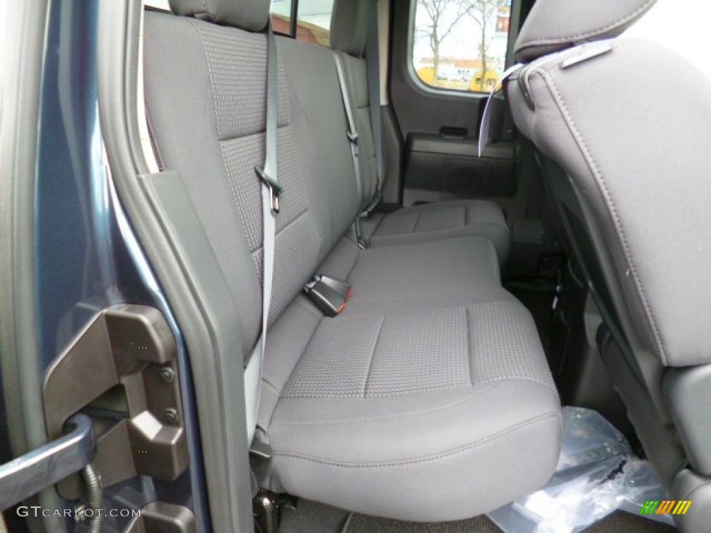 2014 Titan SV King Cab 4x4 - Graphite Blue / Charcoal photo #11