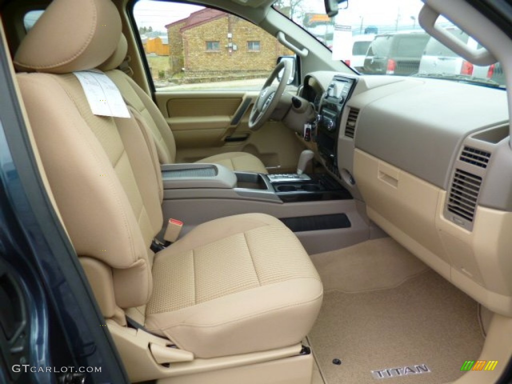 Almond Interior 2014 Nissan Titan SV King Cab 4x4 Photo #92306853