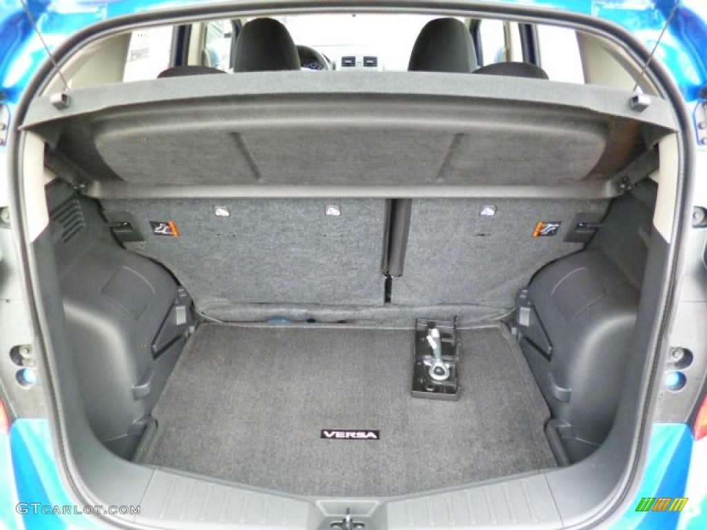 2014 Versa Note S Plus - Metallic Blue / Charcoal photo #13