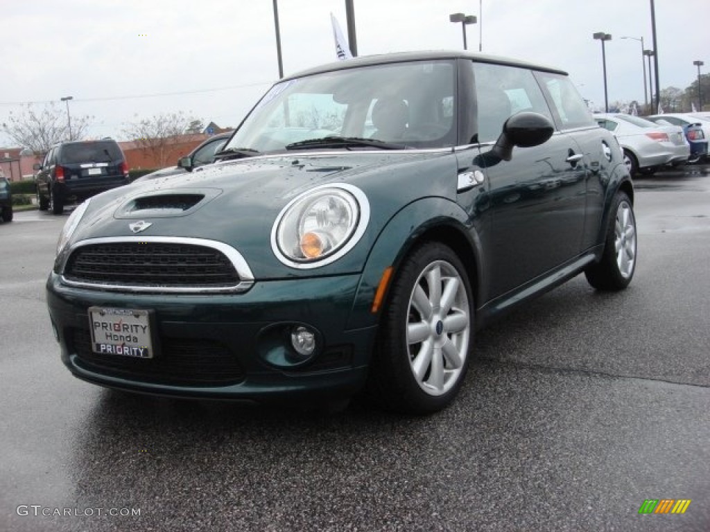 2010 Cooper S Hardtop - British Racing Green Metallic / Grey/Carbon Black photo #1