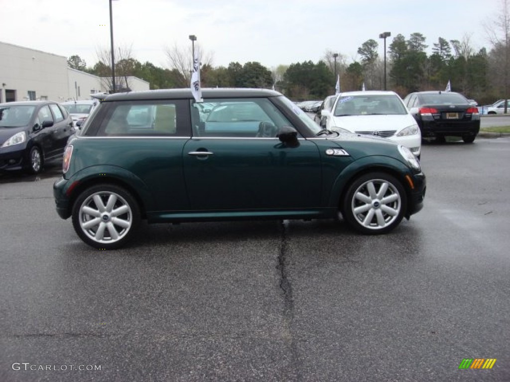 2010 Cooper S Hardtop - British Racing Green Metallic / Grey/Carbon Black photo #6